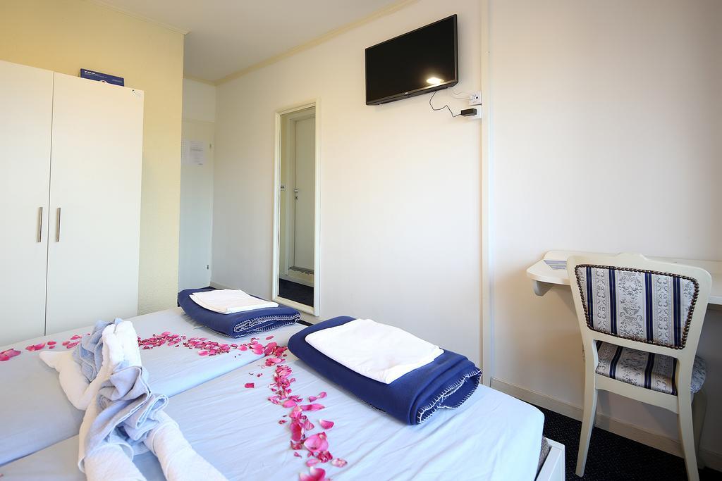 Guest House Zeba & Riviera Шіло Екстер'єр фото