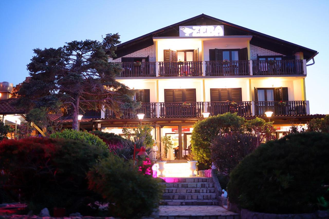 Guest House Zeba & Riviera Шіло Екстер'єр фото